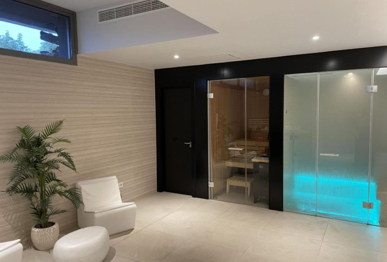 Vivi Homes - Elies House Pool, Gym, Spa & Sea View El Faro Exterior foto