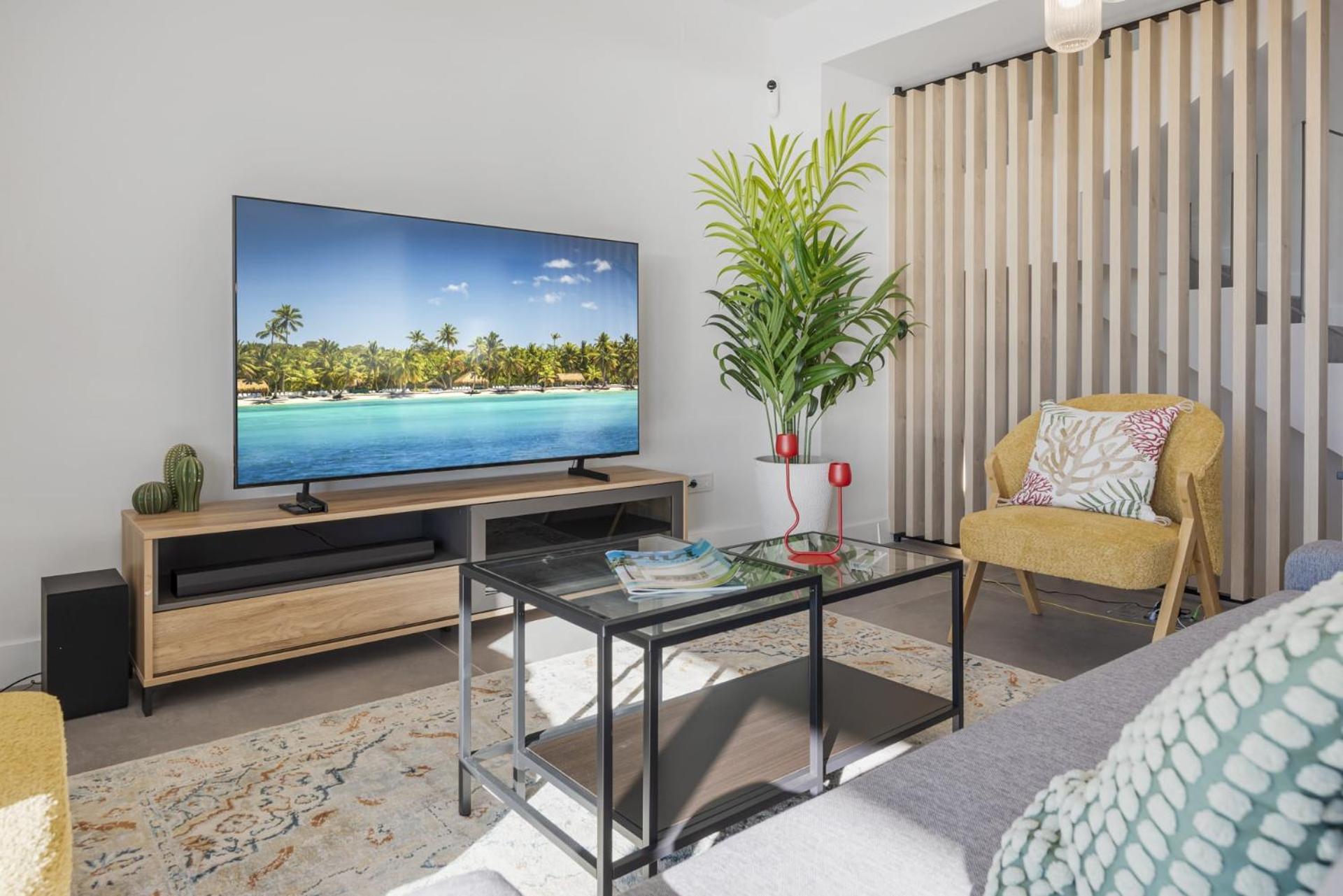 Vivi Homes - Elies House Pool, Gym, Spa & Sea View El Faro Exterior foto